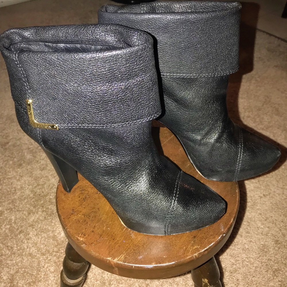 💛💙LAST CHANCE SALE💛💙LOUIS VUITTON💛💙PLATFORM💛💙 - Picture 7 of 9